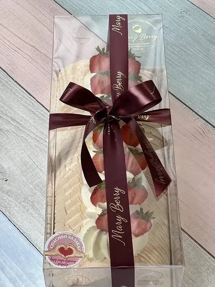 Меренговый рулет с клубникой и персиком — MaryBerry