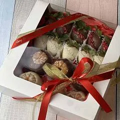 Мандариново-клубничная парочка — фрукты в шоколаде
