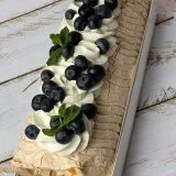 Меренговый рулет с голубикой — MaryBerry