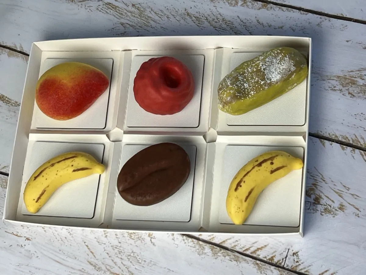 Подарочный набор корпусных пирожных MaryBerry, 6 шт.