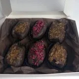 Финики в шоколаде с сыром и орешками — MaryBerry