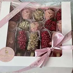 Клубнично-банановый дуэт — фрукты в шоколаде