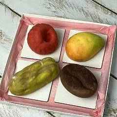Корпусные пирожные «Мэри Берри», набор 4 шт.