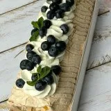 Меренговый рулет с голубикой — MaryBerry