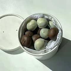 Голубика в молочном и белом шоколаде