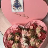 Набор из фруктов в шоколаде «Клубника в шоколаде "Сердце любви"» — MaryBerry
